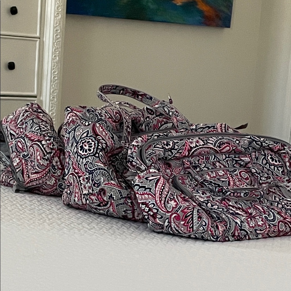 Vera Bradley Paisley Pattern set of 3 luggage